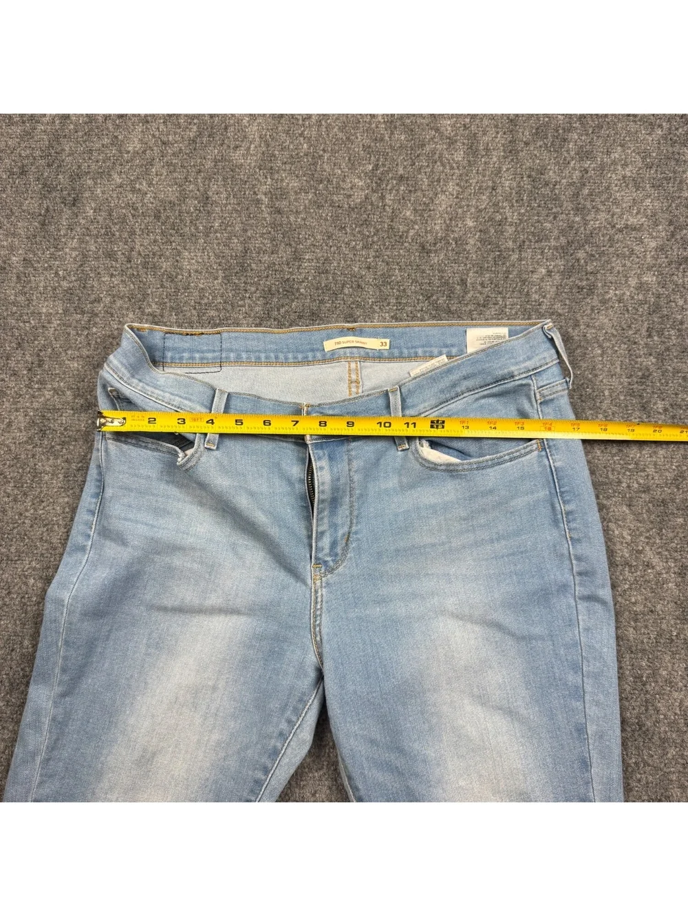 Levi's 710 Super Skinny Light Wash Jeans Size 33